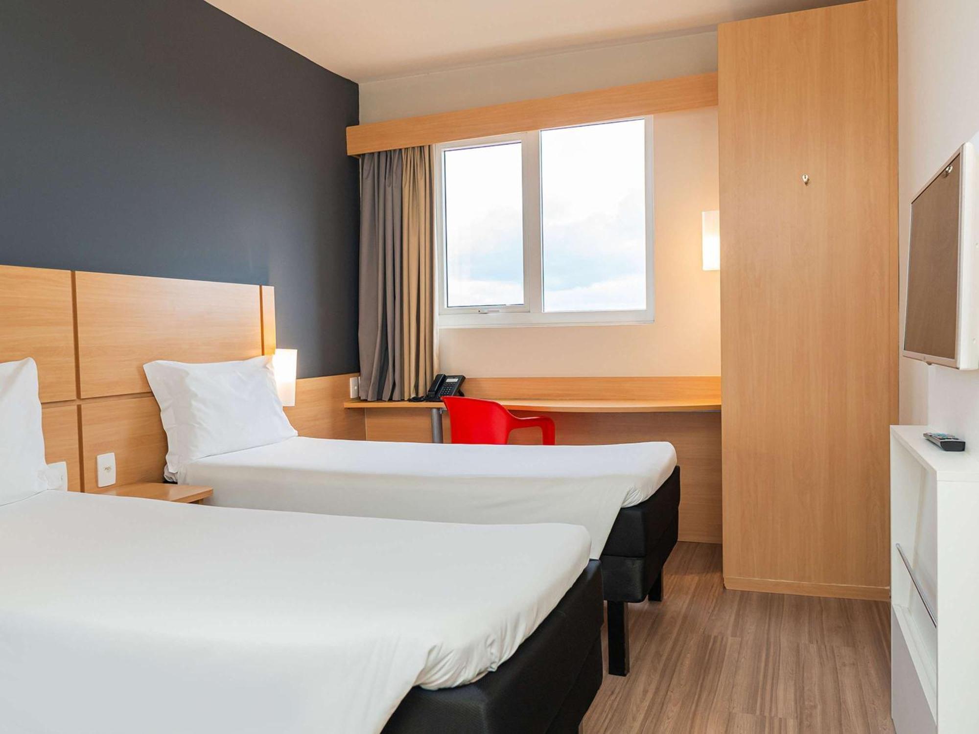 Ibis Chapeco Hotel Ngoại thất bức ảnh