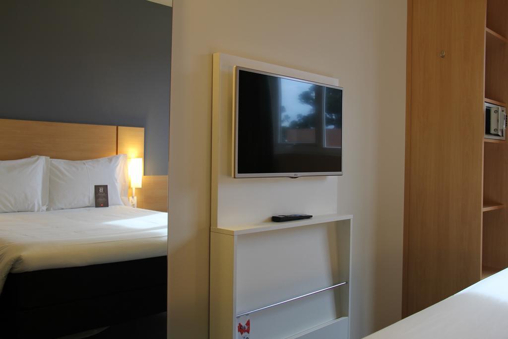 Ibis Chapeco Hotel Ngoại thất bức ảnh