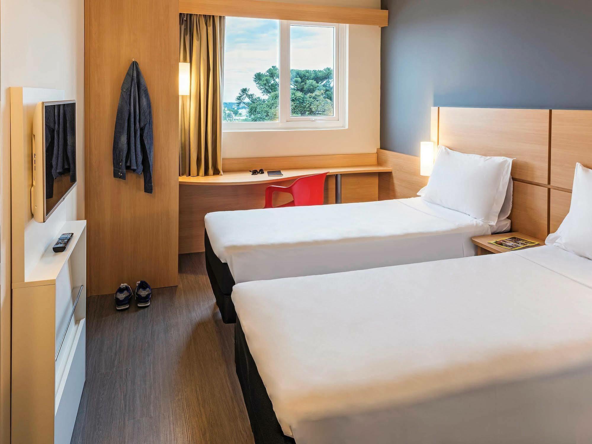 Ibis Chapeco Hotel Ngoại thất bức ảnh